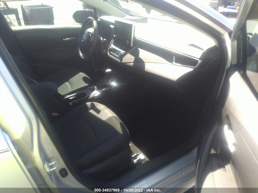 VIN 5YFEPRAE1LP083819 2020 TOYOTA COROLLA LE