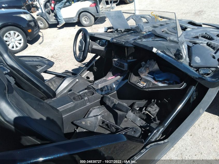 2021 POLARIS SLINGSHOT 57XAAPHD6M8147097