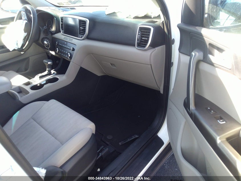 VIN KNDPMCAC9L7699024 2020 KIA SPORTAGE LX
