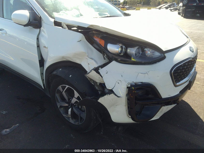 VIN KNDPMCAC9L7699024 2020 KIA SPORTAGE LX