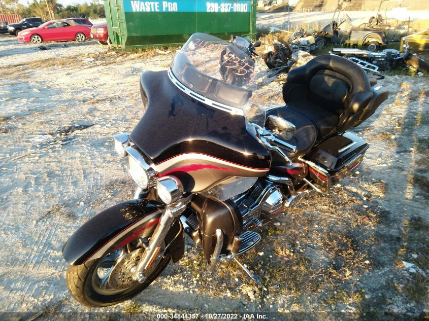 2006 HARLEY-DAVIDSON FLHTCUSE 1HD1PRE136Y957267