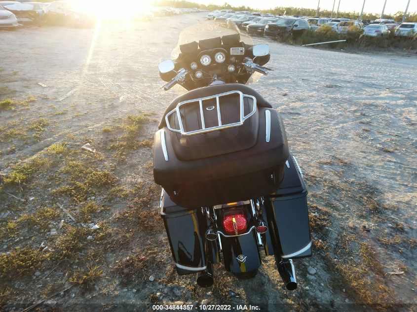 2006 HARLEY-DAVIDSON FLHTCUSE 1HD1PRE136Y957267