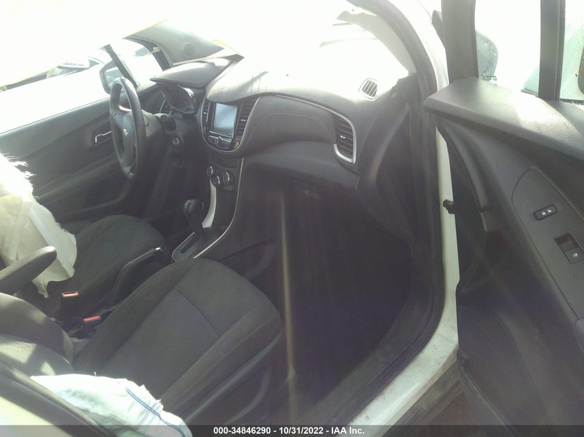 VIN KL7CJKSBXHB219615 2017 CHEVROLET TRAX LS