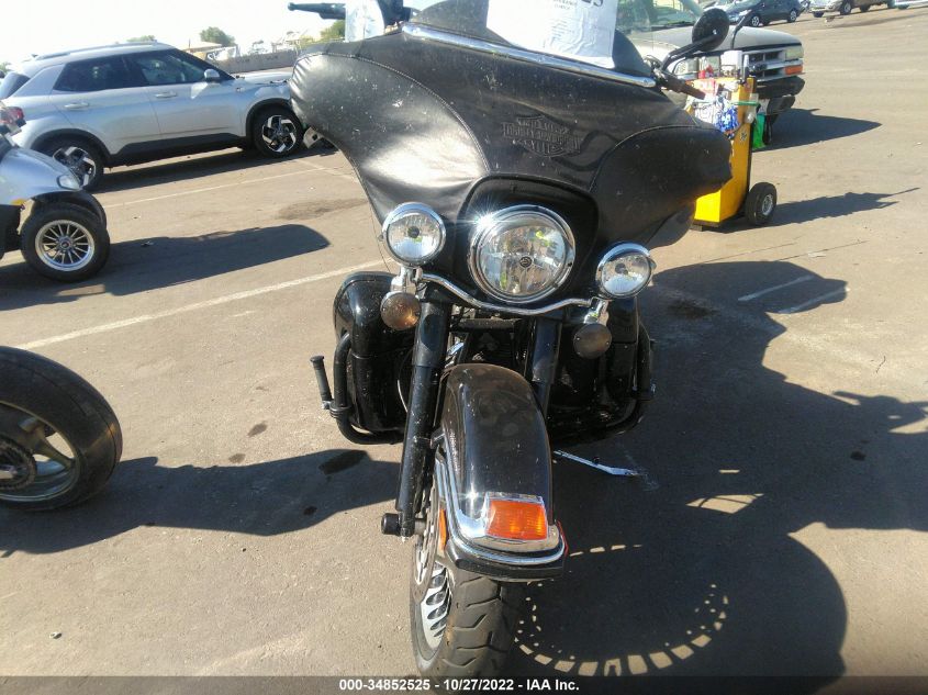 2009 HARLEY-DAVIDSON FLHTCU 1HD1FC4179Y692438