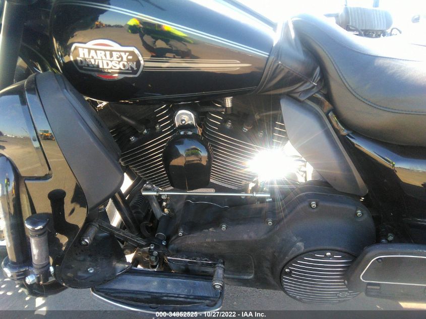2009 HARLEY-DAVIDSON FLHTCU 1HD1FC4179Y692438