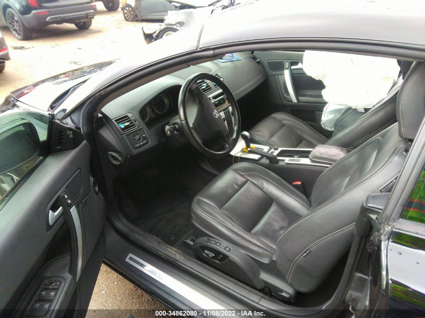 2013 VOLVO C70 T5 YV1672MC1DJ137027