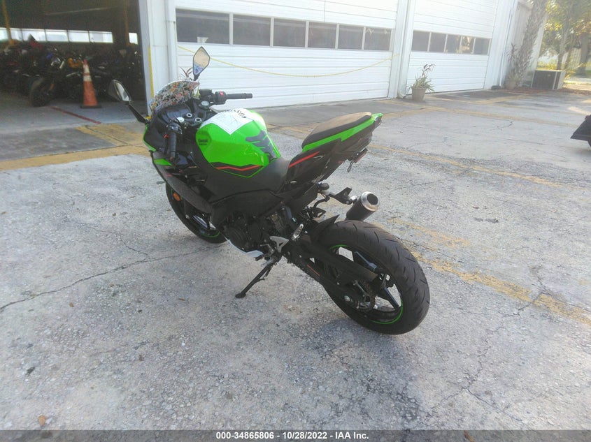 VIN JKAEXKG12NDAG4626 2022 KAWASAKI EX400