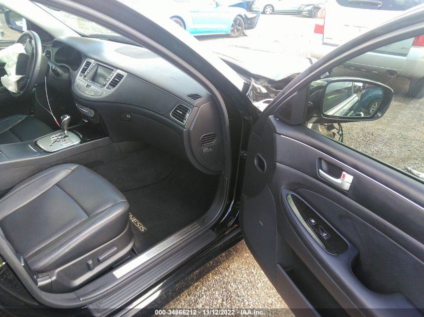 2013 HYUNDAI GENESIS 3.8L KMHGC4DD1DU228089