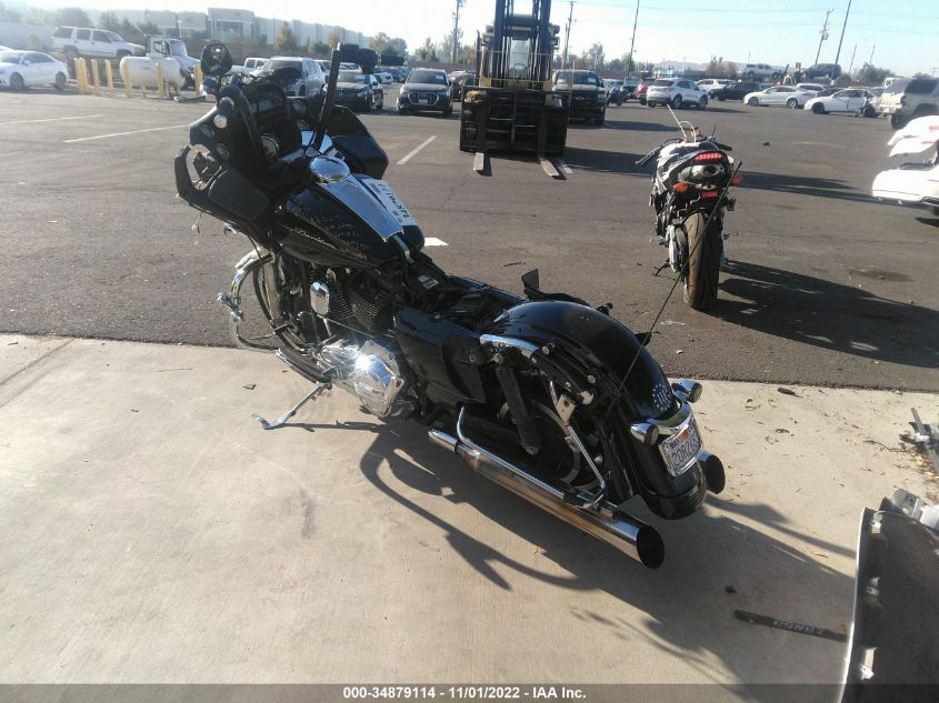 2011 HARLEY-DAVIDSON FLTRX 1HD1KHM32BB647006