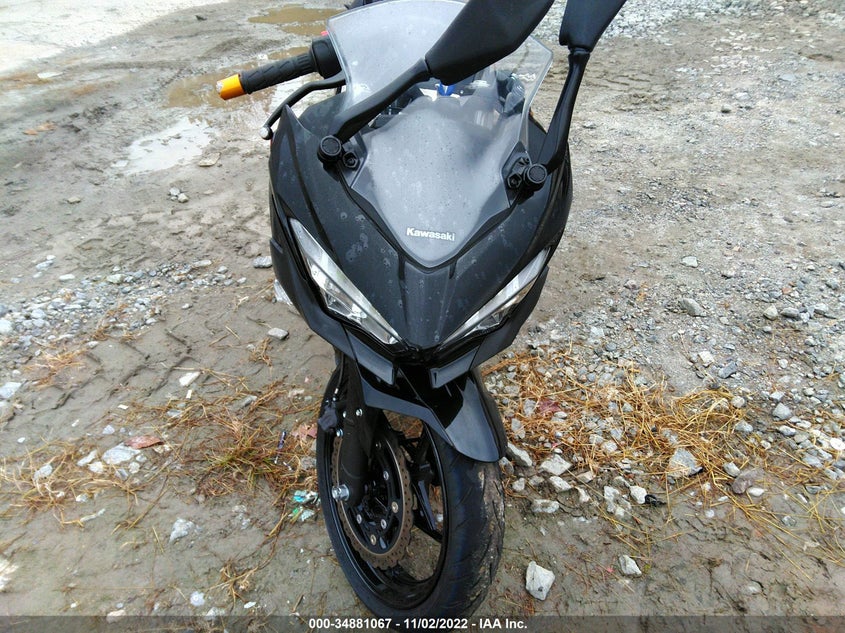VIN JKAEXKH19JDA05733 2018 KAWASAKI EX400