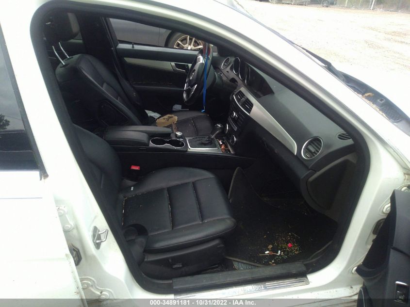 2013 MERCEDES-BENZ C-CLASS C 250 WDDGF4HB6DR287765