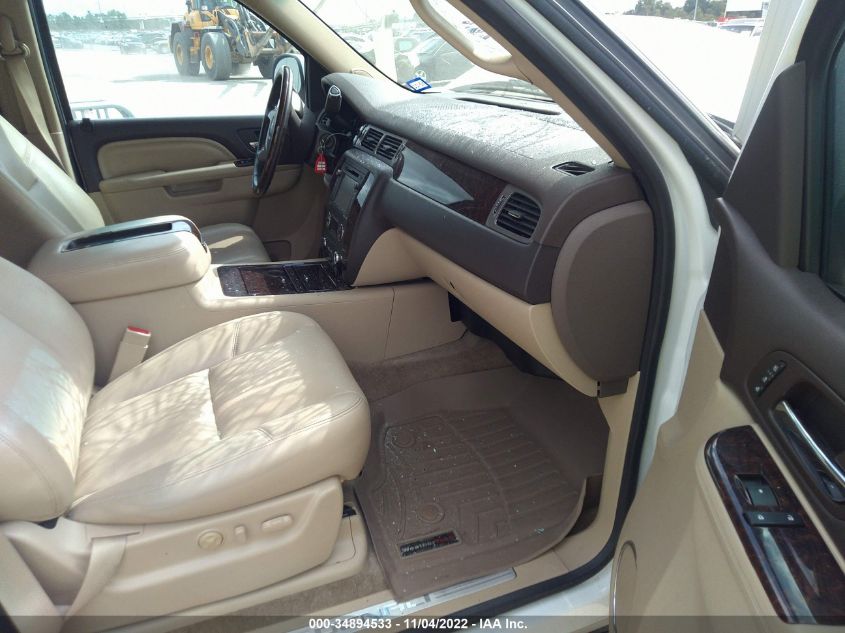 2013 GMC YUKON XL DENALI 1GKS1MEFXDR275536