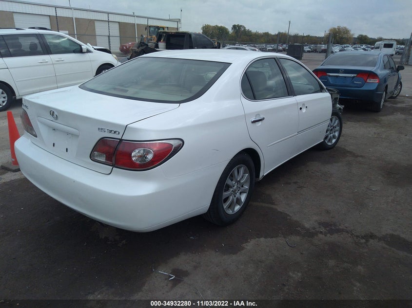 LEXUS ES 300 2002 VIN JTHBF30G220061440