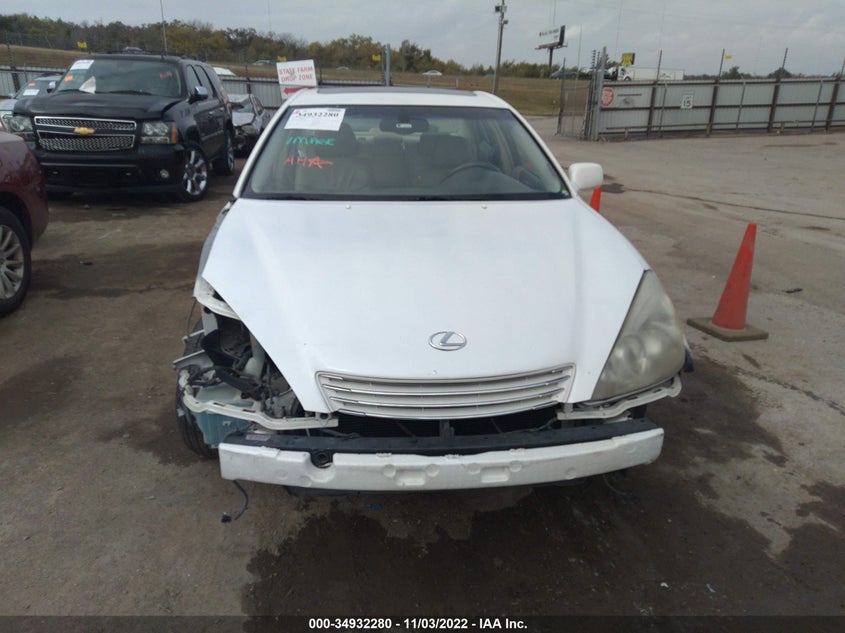 LEXUS ES 300 2002 VIN JTHBF30G220061440