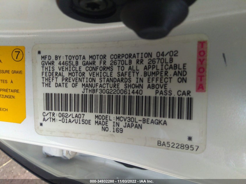 LEXUS ES 300 2002 VIN JTHBF30G220061440