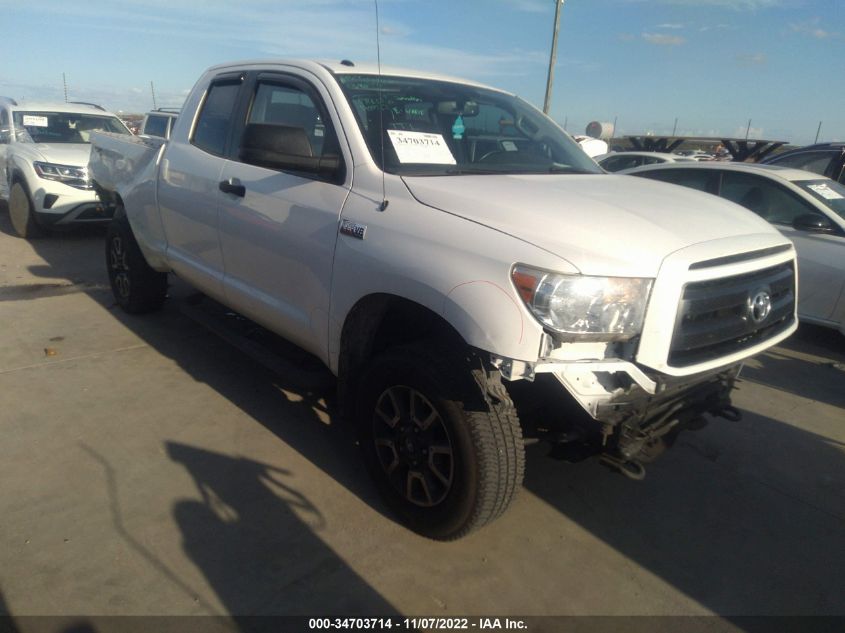 2013 TOYOTA TUNDRA 4WD TRUCK - 5TFUY5F16DX286876
