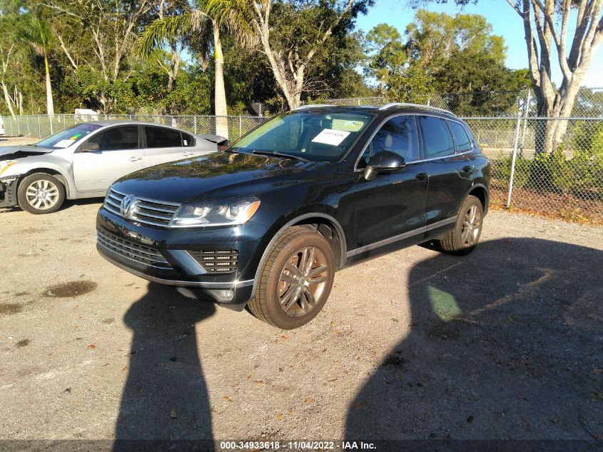 2015 VOLKSWAGEN TOUAREG LUX WVGEP9BPXFD002464