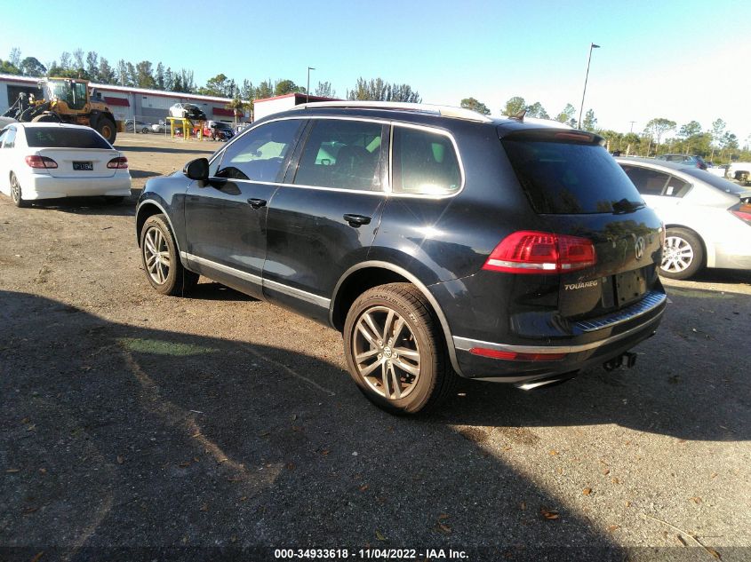 2015 VOLKSWAGEN TOUAREG LUX WVGEP9BPXFD002464