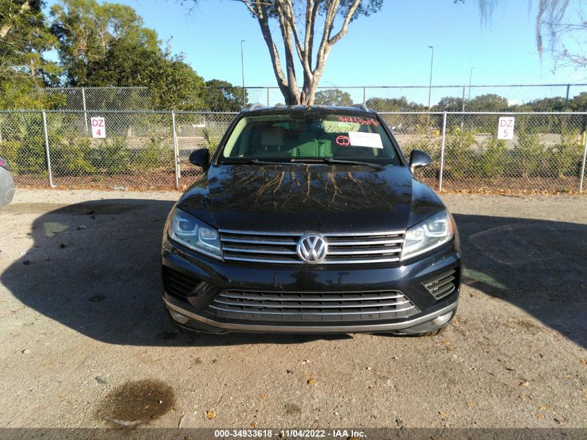 2015 VOLKSWAGEN TOUAREG LUX WVGEP9BPXFD002464
