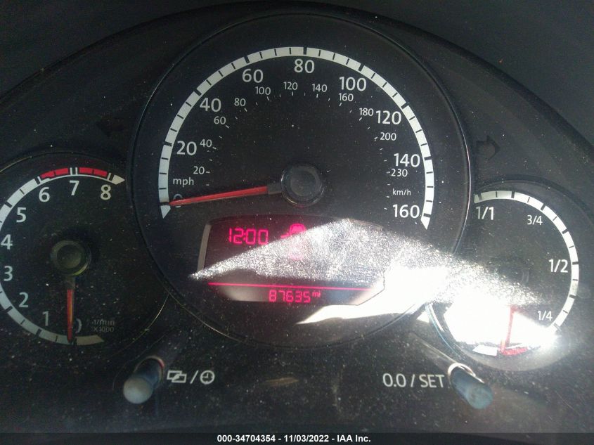 2013 VOLKSWAGEN BEETLE CONVERTIBLE 2.5L 3VW5P7AT4DM809133