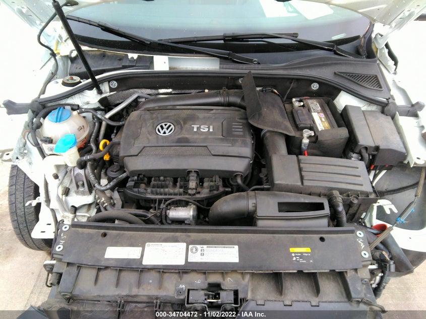 2017 VOLKSWAGEN PASSAT VIN: 1VWBT7A35HC035576