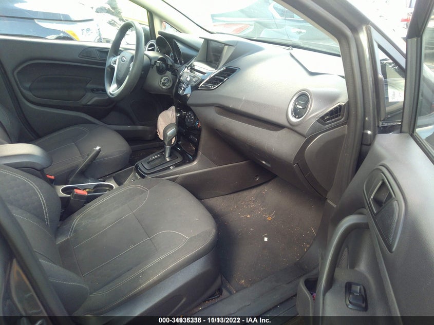 VIN 3FADP4BJ8KM134190 2019 FORD FIESTA SE