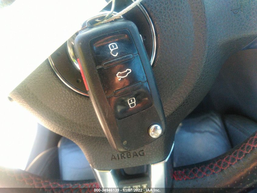 2013 VOLKSWAGEN GTI AUTOBAHN WVWHD7AJXDW040015