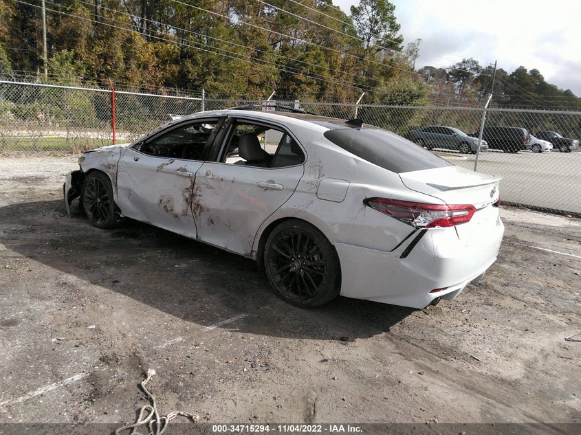 Auction sale of the 2022 TOYOTA CAMRY , vin: 4T1K61AK7NU061614, lot number: 34715294
