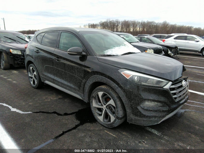 VIN KM8J33AL3JU695280 2018 HYUNDAI TUCSON SPORT