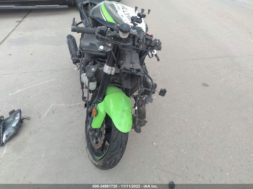 2017 KAWASAKI ZX636 F JKBZXJF18HA012031