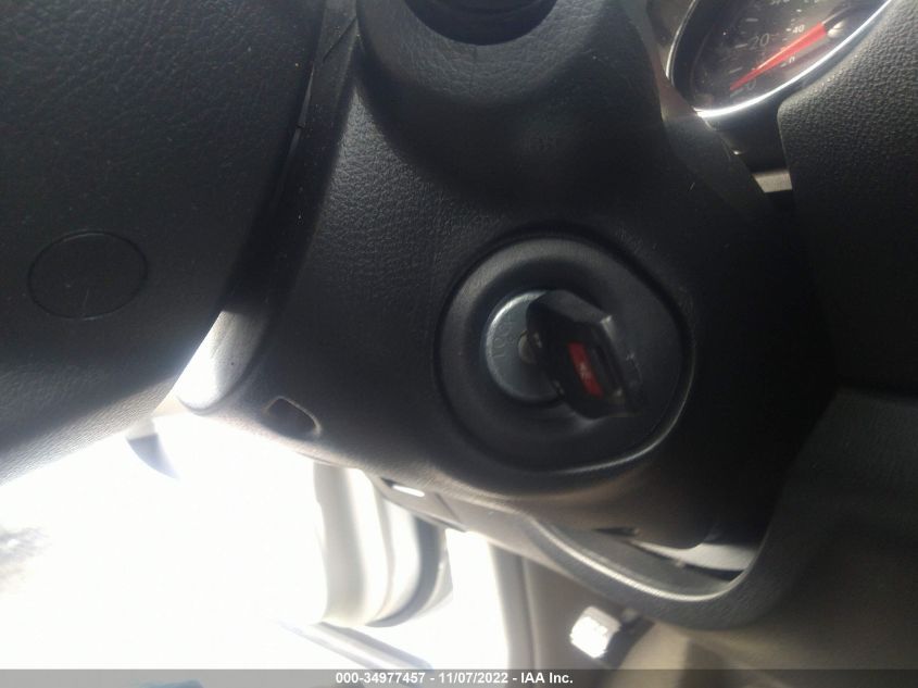 2015 NISSAN ROGUE SELECT S JN8AS5MT0FW157019