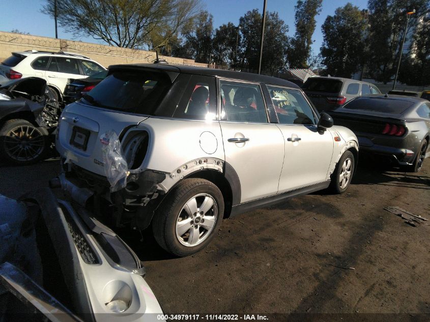 2015 MINI COOPER HARDTOP 4 DOOR WMWXS5C57FT828743