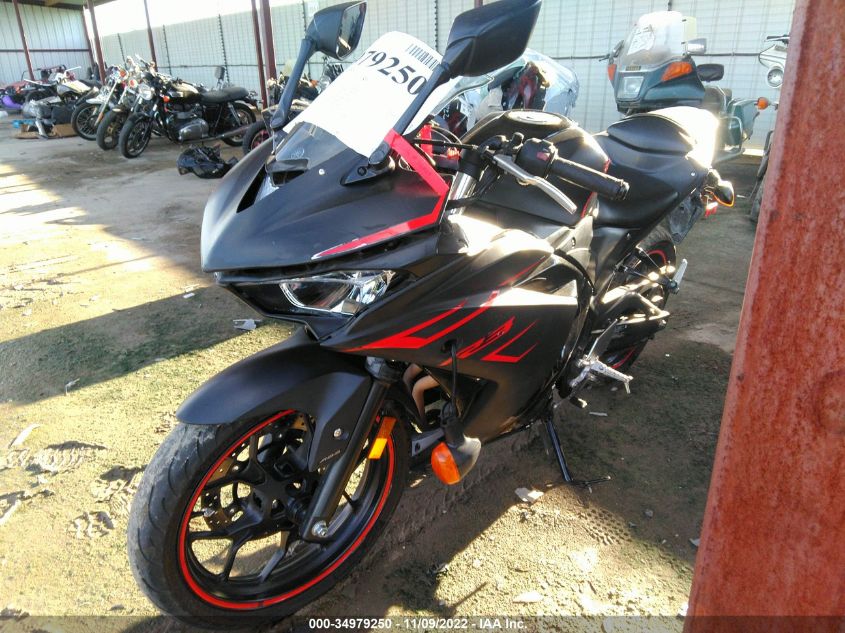 2017 YAMAHA YZFR3 A MH3RH15Y4HK001299