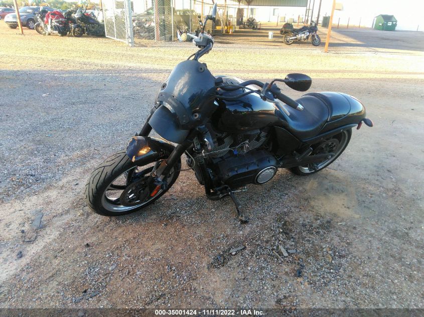 2013 VICTORY MOTORCYCLES HAMMER 8-BALL 5VPHA36NXD3024686