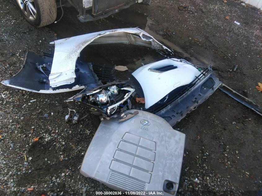 2015 LEXUS LS 460 JTHCL5EF8F5024460