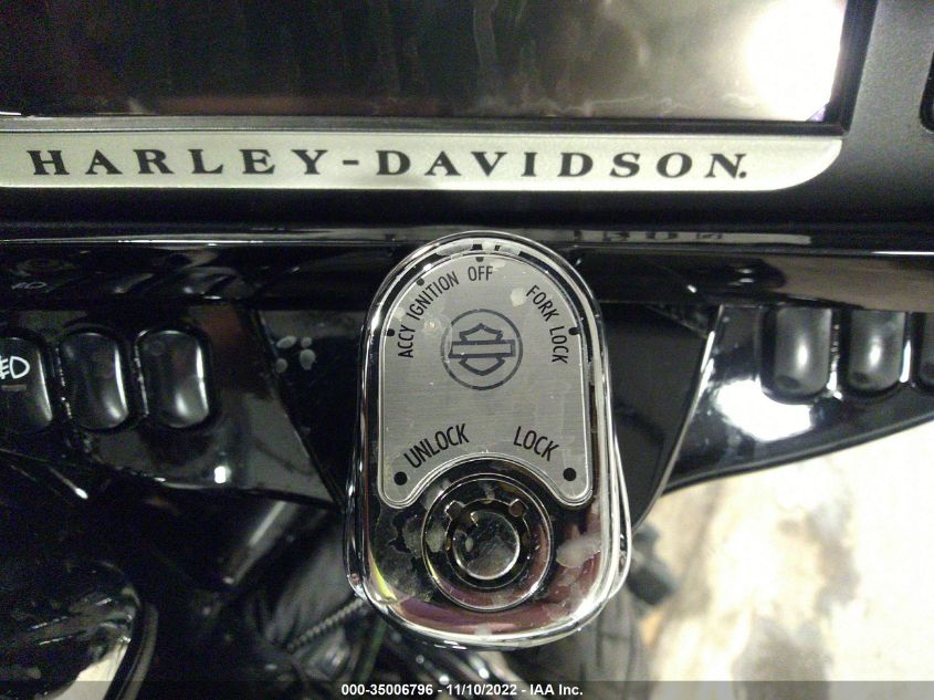 2016 HARLEY-DAVIDSON FLHTK ULTRA LIMITED 1HD1KEL12GB682828