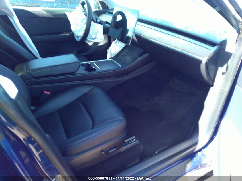 VIN 5YJYGDEE2MF240720 2021 TESLA MODEL Y LONG RANGE