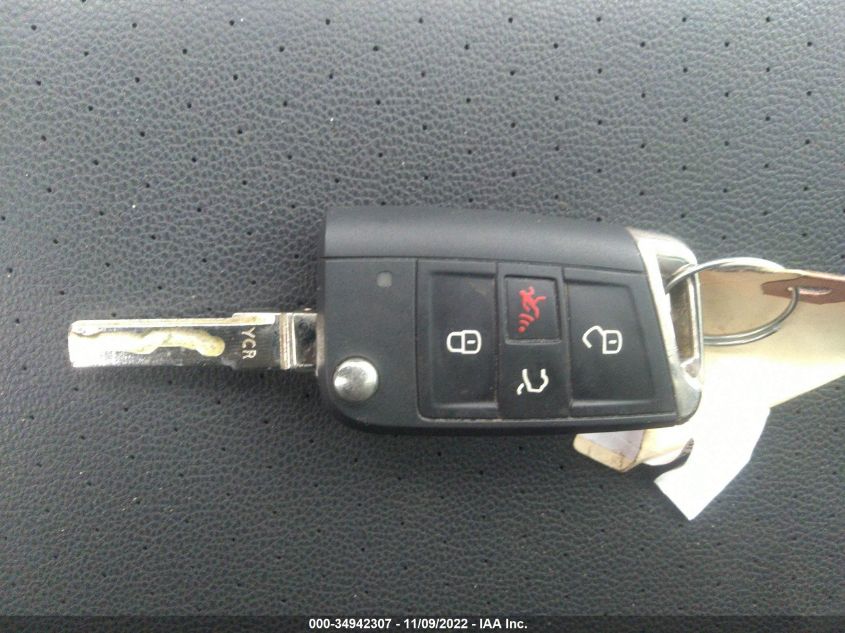 2015 VOLKSWAGEN GOLF SPORTWAGEN TSI SE 3VWC17AU6FM517665