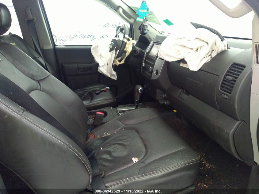 2015 NISSAN XTERRA PRO-4X 5N1AN0NWXFN663585
