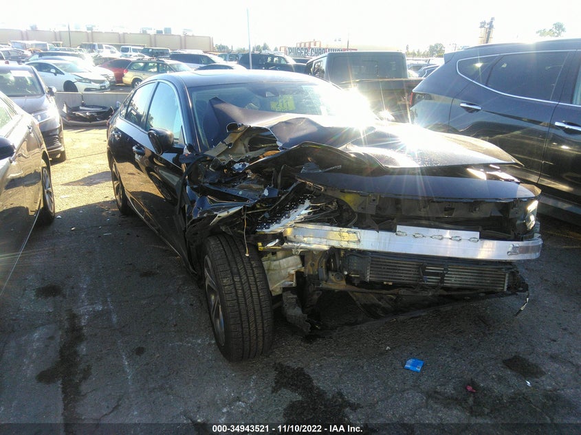 VIN 1HGCV1F4XJA077499 2018 HONDA ACCORD SEDAN EX 1.5T