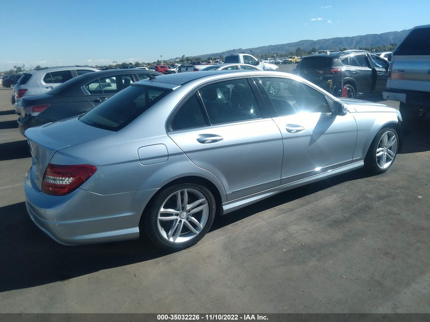 2013 MERCEDES-BENZ C 250 VIN: WDDGF4HB8DF973565