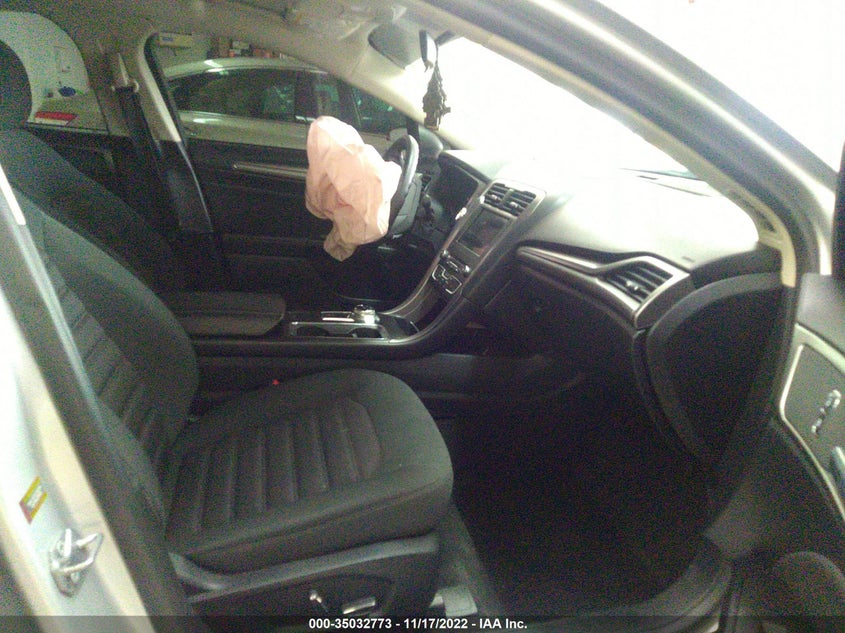VIN 3FA6P0HD4JR147930 2018 FORD FUSION SE
