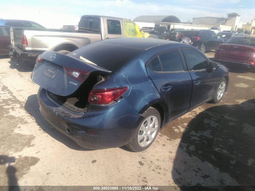2017 MAZDA MAZDA3 4-DOOR SPORT 3MZBN1U79HM124748