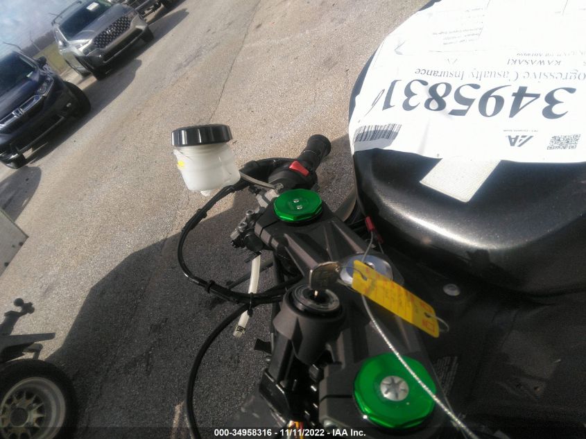 2015 KAWASAKI ZX636 E JKBZXJE19FA014059