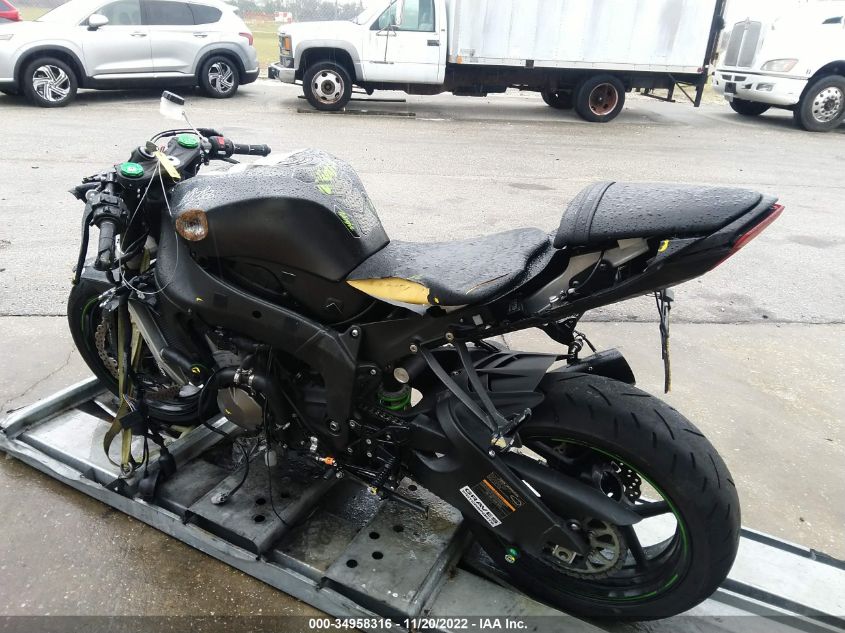 2015 KAWASAKI ZX636 E JKBZXJE19FA014059