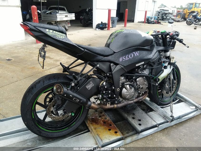 2015 KAWASAKI ZX636 E JKBZXJE19FA014059
