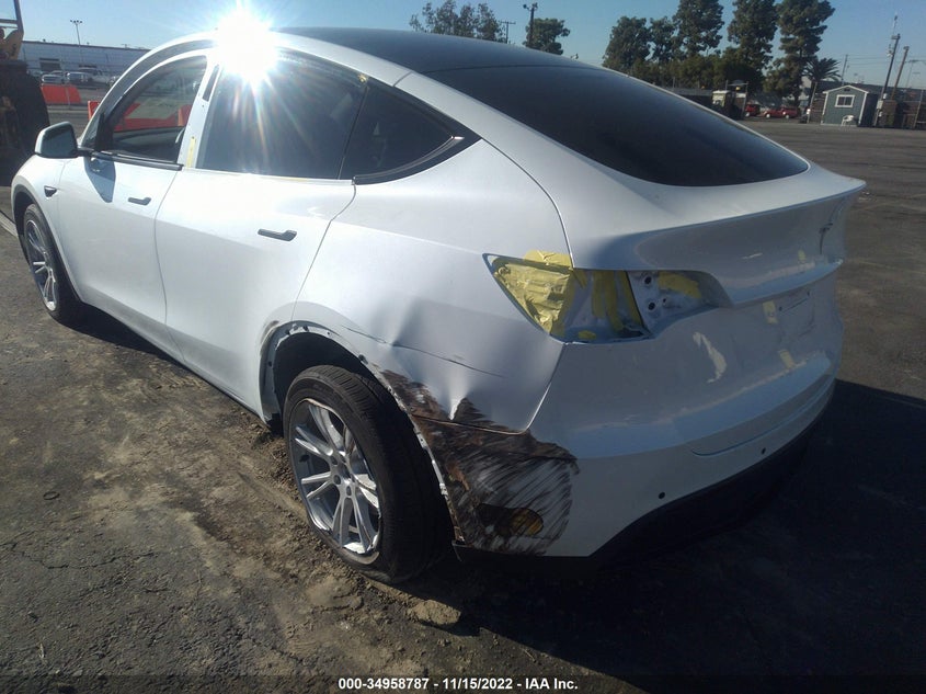 VIN 7SAYGDEE3NF407865 2022 TESLA MODEL Y LONG RANGE