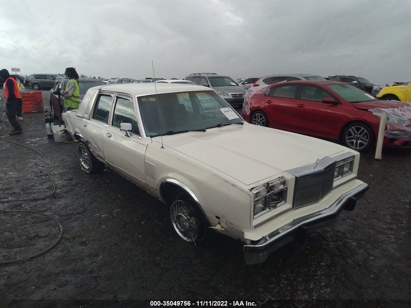 1C3BF66P5EX602183 CHRYSLER FIFTH AVENUE Photo 1