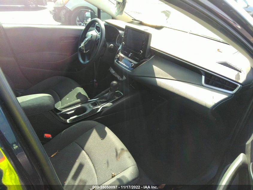 VIN 5YFVPMAEXNP320989 2022 TOYOTA COROLLA LE