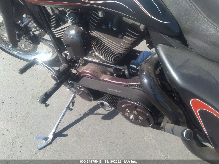 2004 HARLEY-DAVIDSON FLHRI 1HD1FBW134Y726374